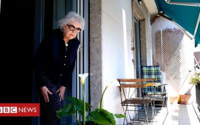 Italian grandmother’s first trip outside after lockdown